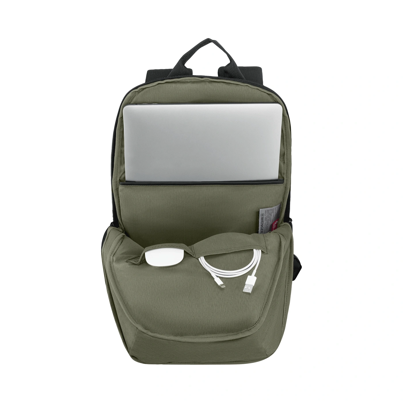 Ein offener Rucksack mit Laptop, Maus und Ladekabel.