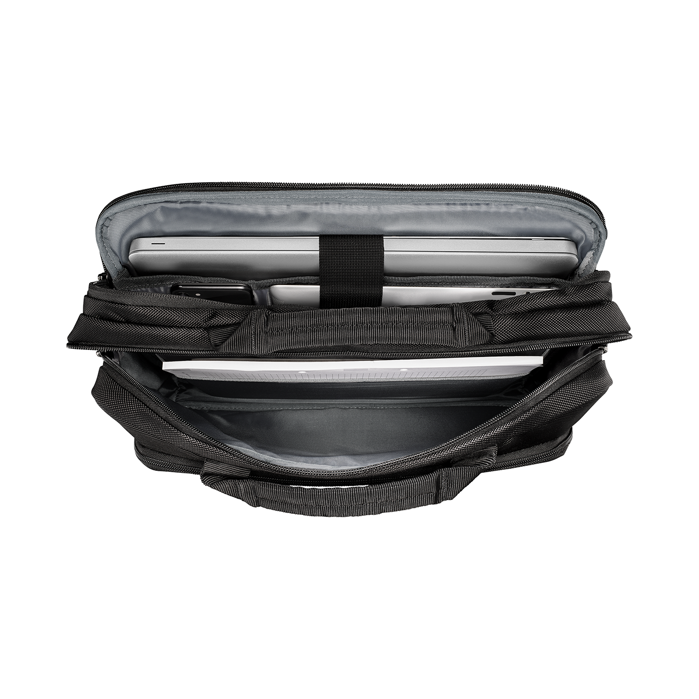 Schwarze Aktentasche, geöffnet, mit Laptop und Zubehör, von oben gesehen.